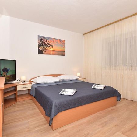 Apartments Vjeko Makarska Kültér fotó