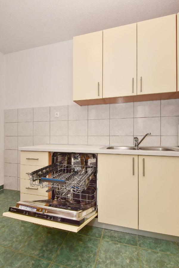 Apartments Vjeko Makarska Kültér fotó