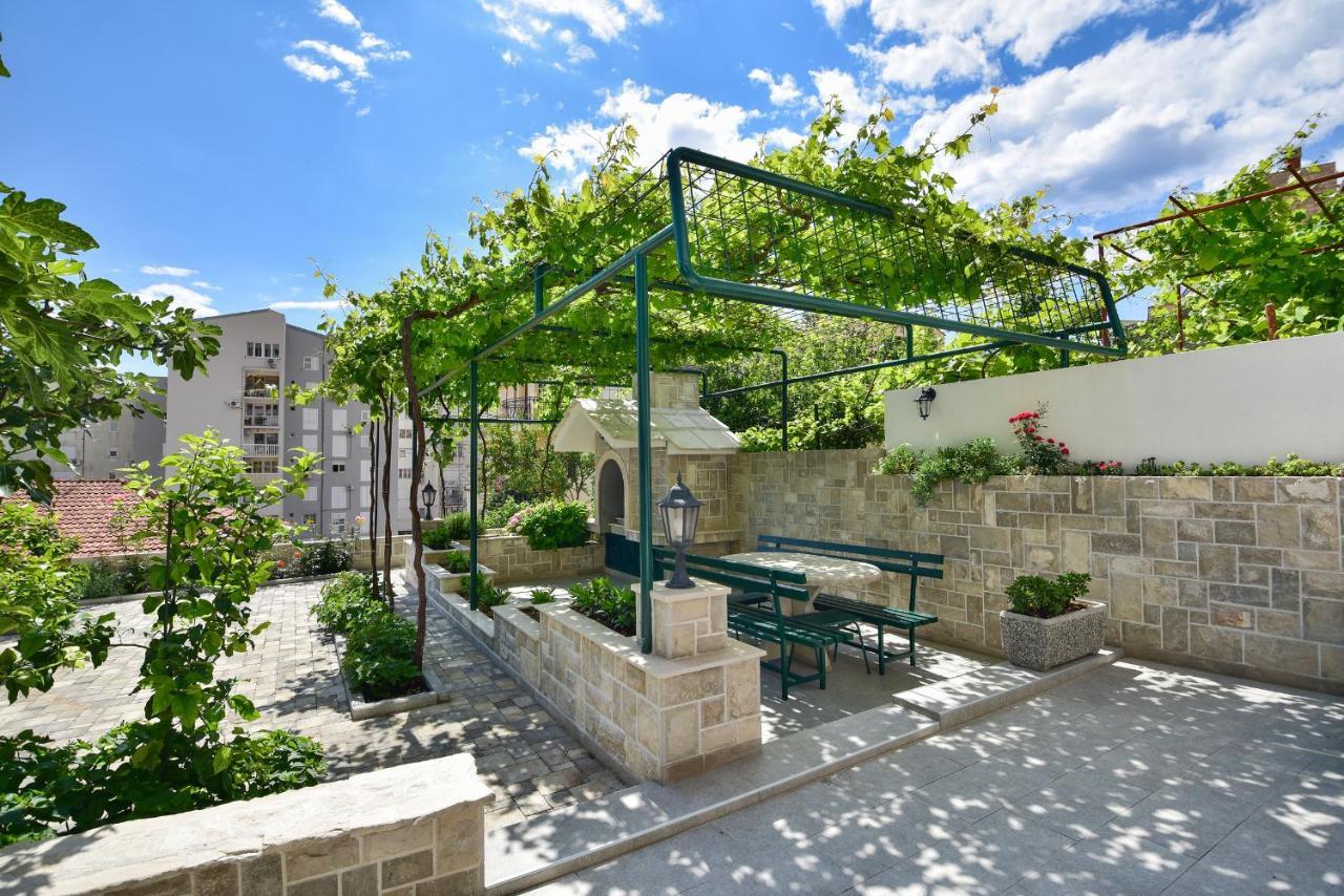 Apartments Vjeko Makarska Kültér fotó