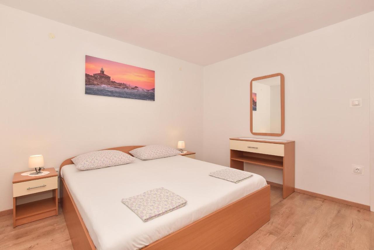 Apartments Vjeko Makarska Kültér fotó